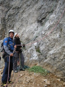 nagy erőkkel támadjuk a falat Raxon